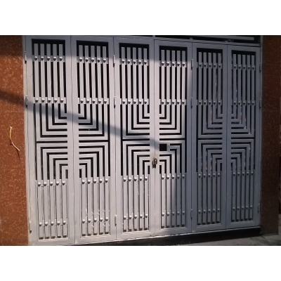Cổng sắt 4 cánh 