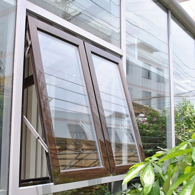 Cửa sổ mở hất 