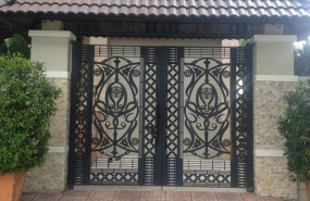 Cổng CNC 2 cánh