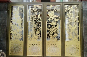 Cổng CNC 4 cánh