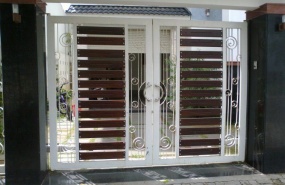 Cổng sắt 2 cánh