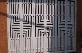 Cổng sắt 4 cánh 