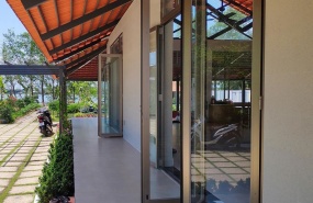 Cửa đi 4 cánh  xếp lùa 